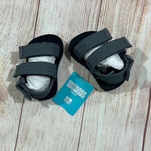 Boys Reef Ahi convertible, adjustable strap, gray sandal NIB